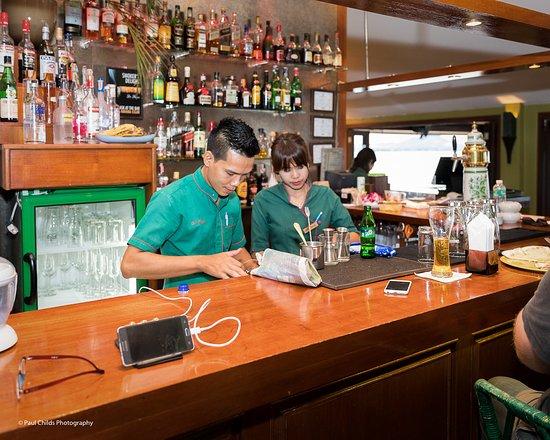 Dr. Frogs Bar & Grill